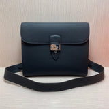  top-handle bag interior and compartment view