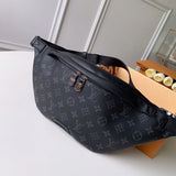 Front view of classic refined women's handbag – women's luxury accessory