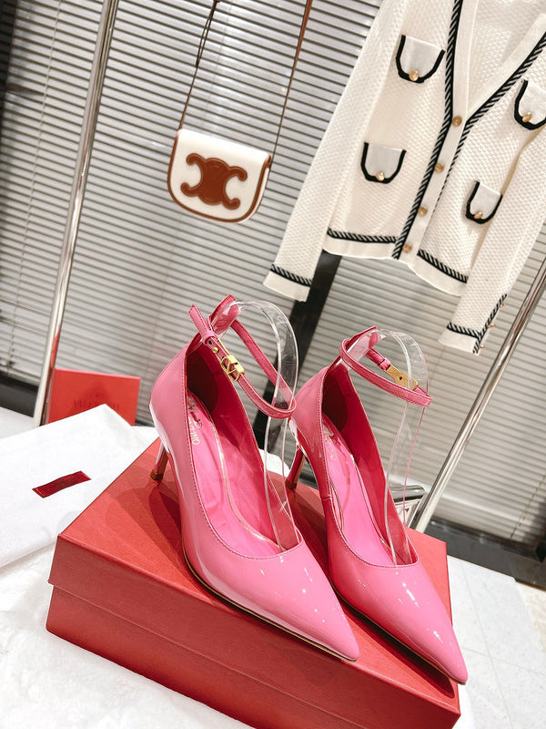 Three-quarter angle view of Valentino Garavani luxury piece style No.200