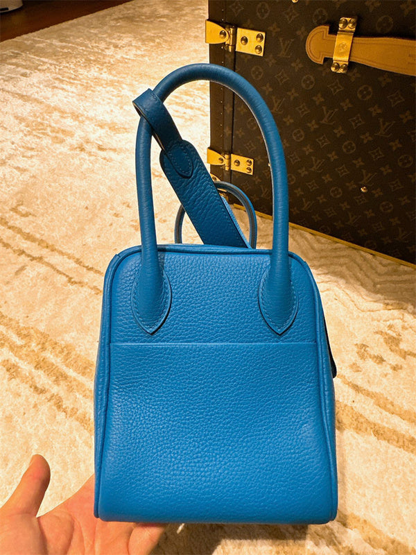 Everyday-Ready bag shown from front angle