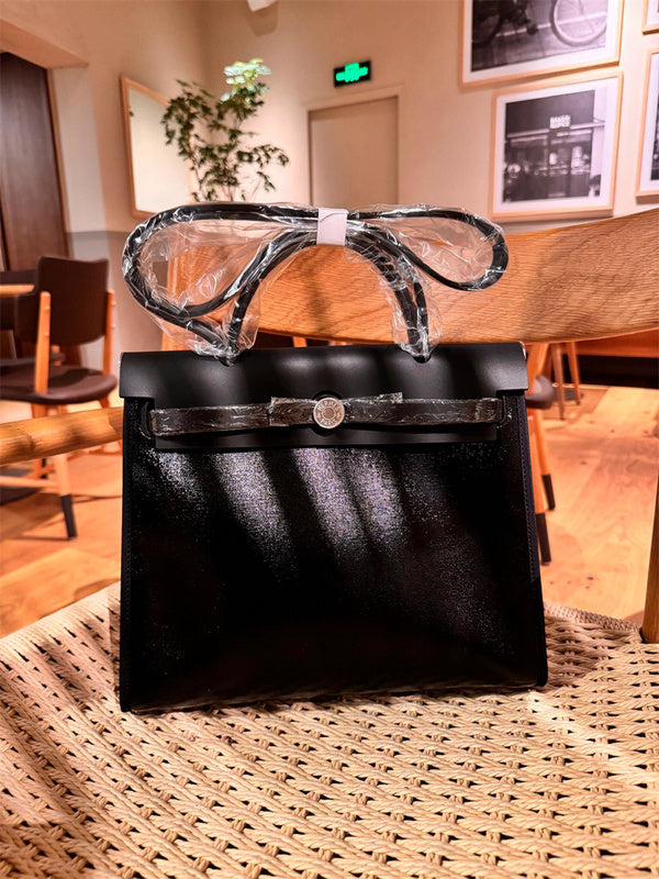  Clean-Lined handbag front view 19