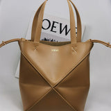 Ziva's Charm handbag – back view (16.5cm*9.5cm*20cm)