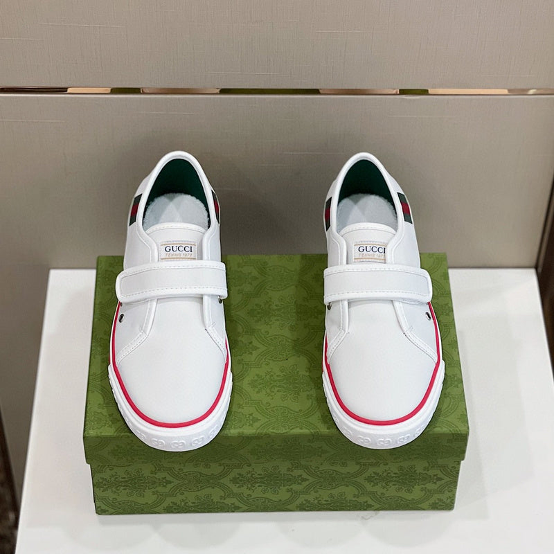 Gucci soft grey luxury sneakers view 10 chunky sole construction