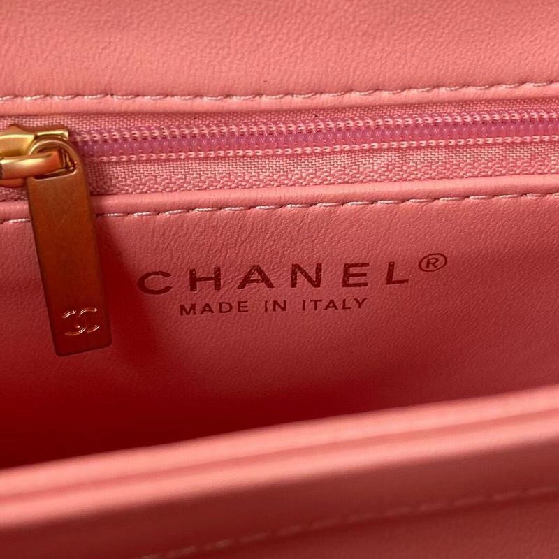 Zivas Charm Understated Luxury Designer Handbag (Statement-Ready Design) – Lifestyle Shot