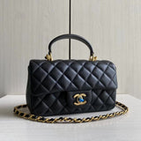  women's handbag, mid design, view 1