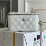Zivas Charm Modern Edge Designer Handbag (Versatile Style Statement) – Front View