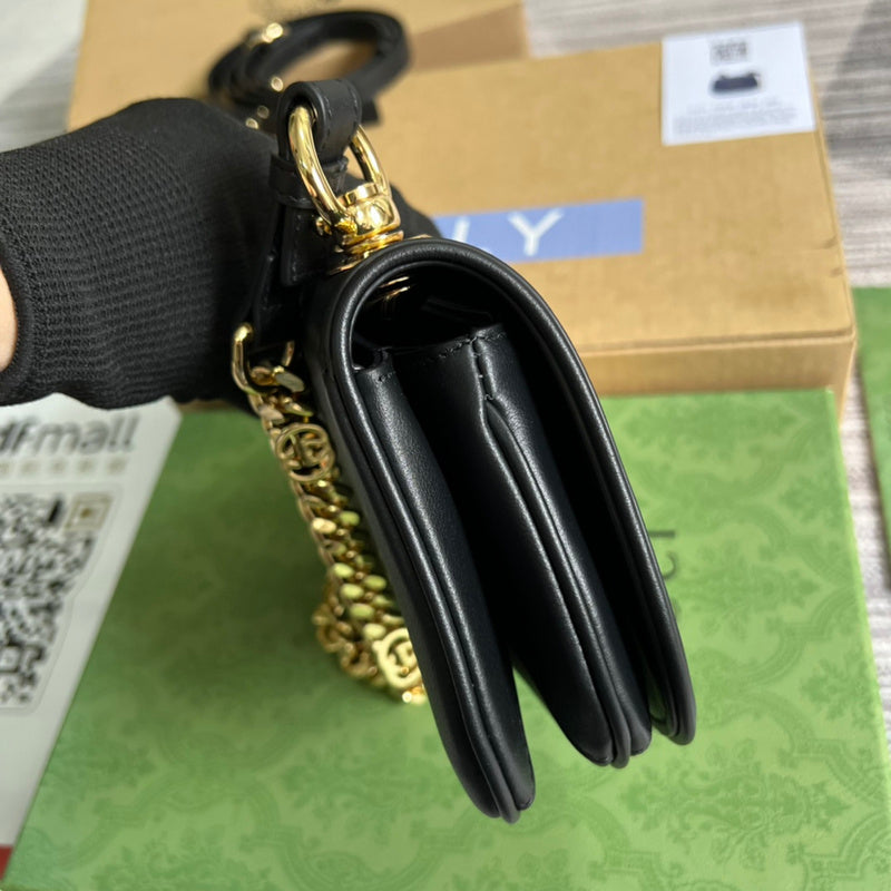 Top view of signature premium women's handbag – women's luxury accessory