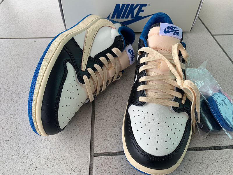 Nike bold contrast luxury sneakers view 16 streetwear statement look