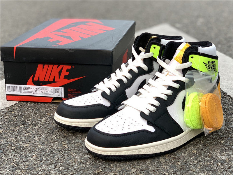 Nike Men's & Women's Luxury Fashion Trainers — Style 162 interior view