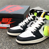 Nike Men's & Women's Luxury Fashion Trainers — Style 162 interior view