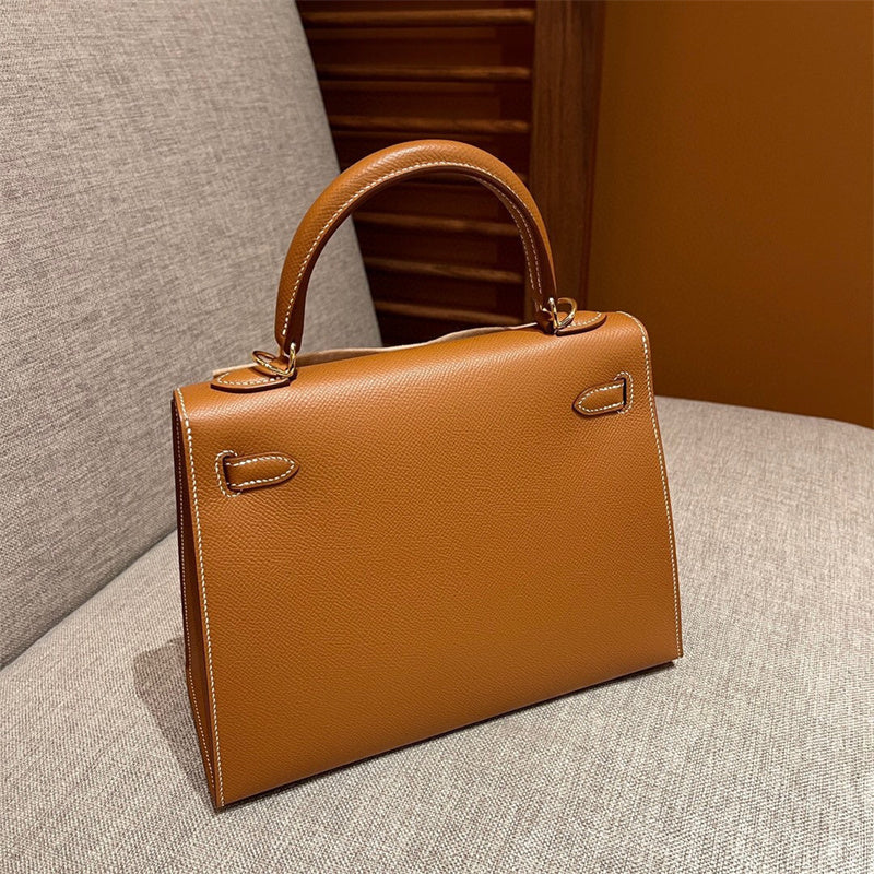  modern everyday bag detail view showing craftsmanship