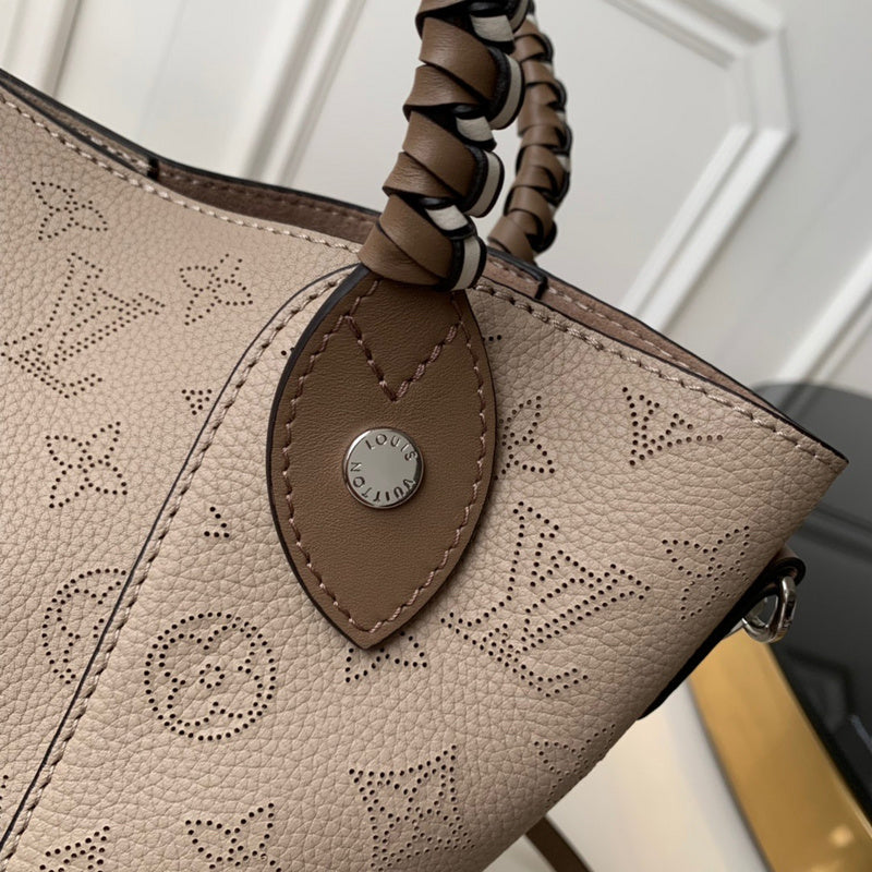 Close-up detail of premium classic women's handbag – women's luxury accessory