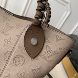 Close-up detail of premium classic women's handbag – women's luxury accessory
