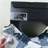 Nike classic monochrome luxury sneakers view 23 retro runner design