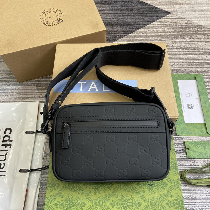 Front view of everyday-luxe modern women's handbag – women's statement bag
