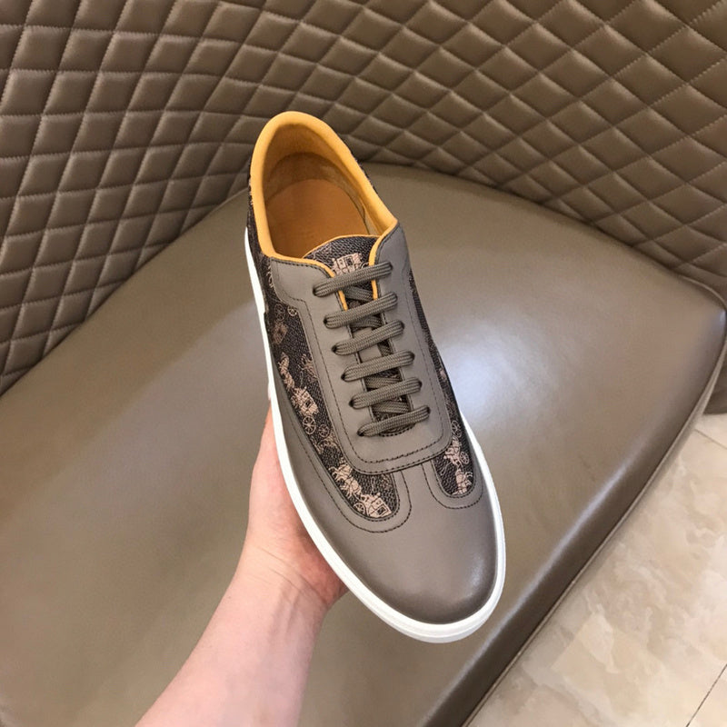 Hermes shoes Style 098 - top view showing design