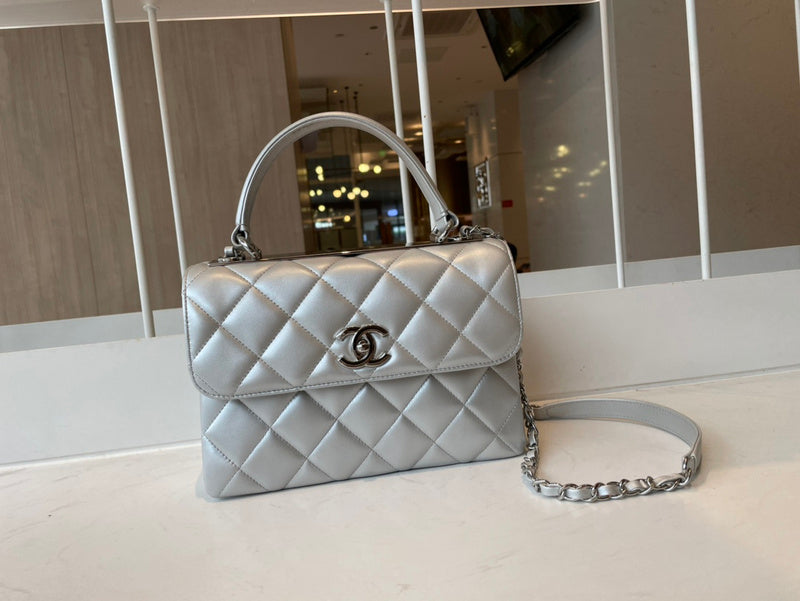  versatile purse view 9