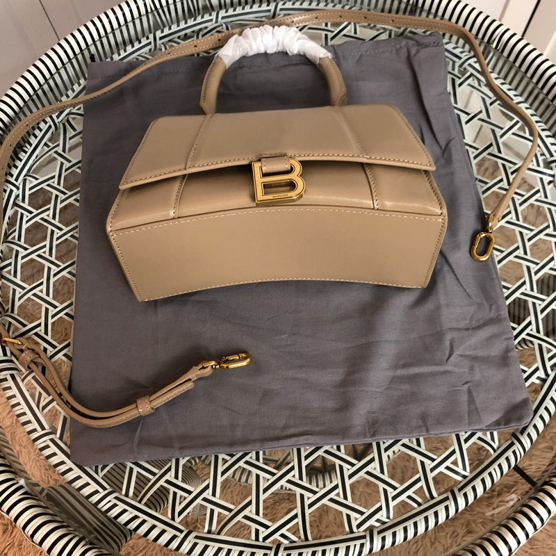 Back view of modern statement women's handbag – women's luxury handbag