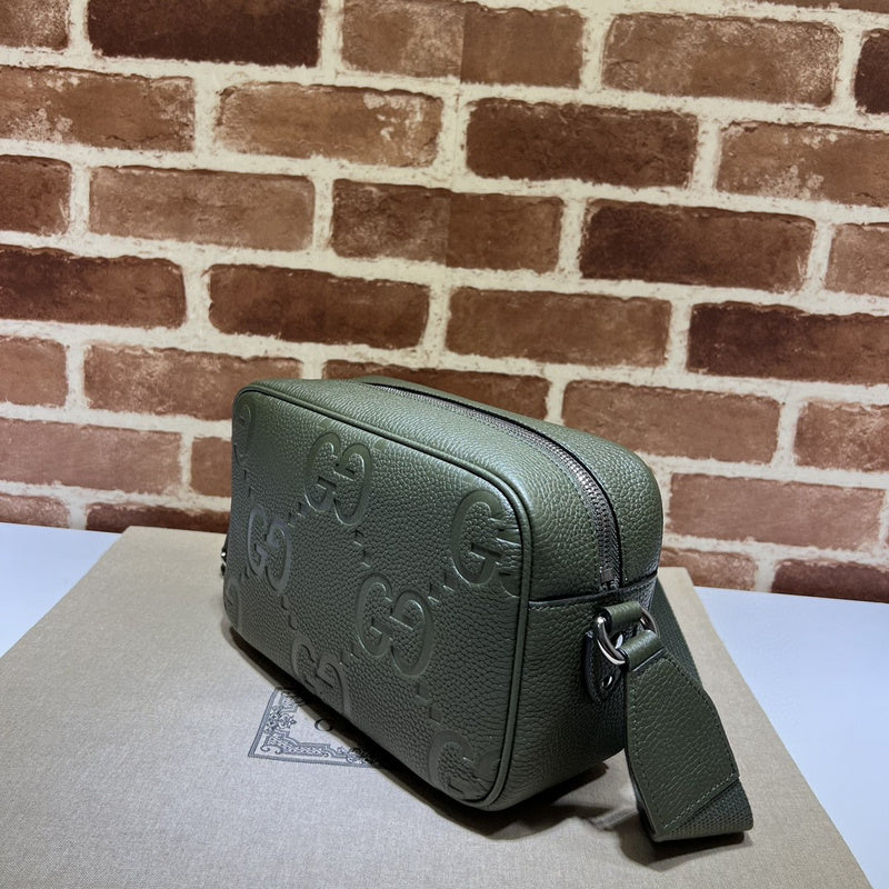 Top view of everyday-luxe modern women's handbag – women's designer-style accessory