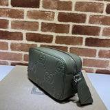 Top view of everyday-luxe modern women's handbag – women's designer-style accessory