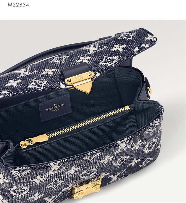  carryall bag interior and compartment view 15