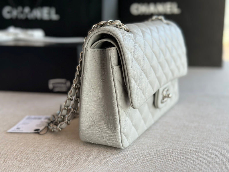  women's handbag, mid design, view 4