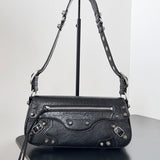 Zivas Charm Modern Minimalist Look Statement Handbag (Premium Everyday Carry) – Front View