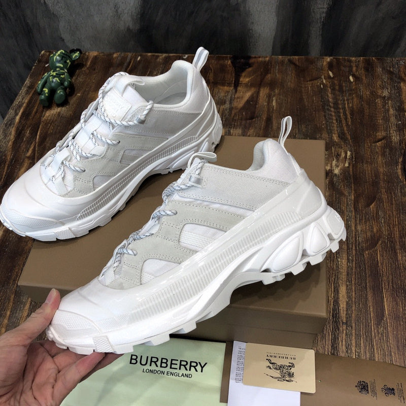 Burberry shoes Style 140 - top view showing design