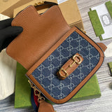 Front view of everyday-luxe premium women's handbag – women's luxury handbag