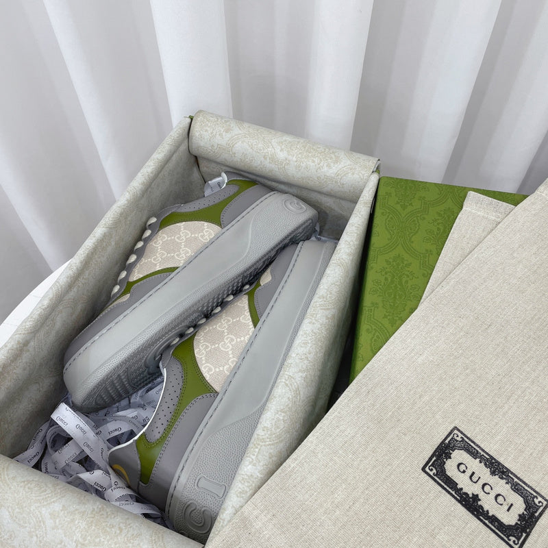 Side profile of Gucci stone beige sneakers chunky sole construction