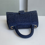 Zivas Charm Streamlined Design Statement Handbag (Everyday Luxury Essential) – Close-Up Detail