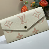  crossbody bag interior and compartment view 15