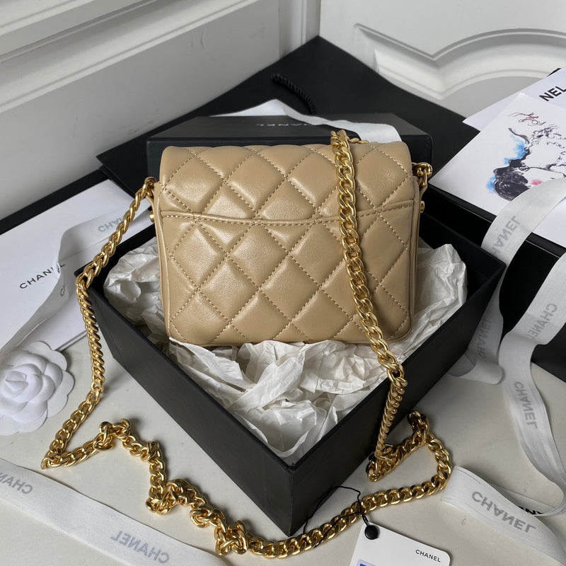  women's handbag, compact design, view 2