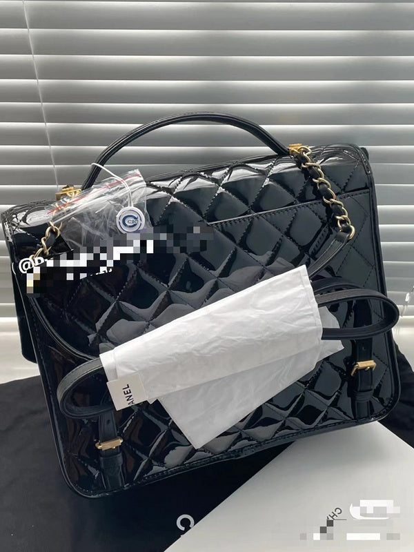  versatile purse view 8