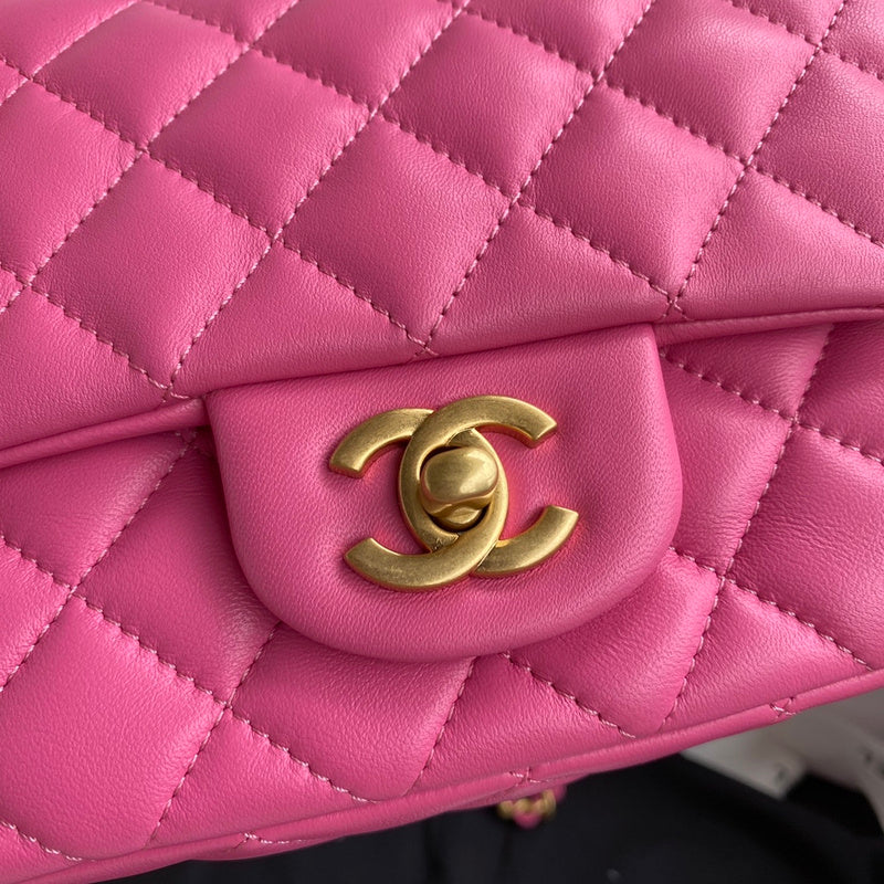 Zivas Charm Versatile Design Fashion Handbag (Refined Practical Design) – Detail View