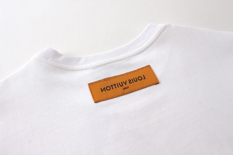 Side profile of Louis Vuitton cotton t-shirt with everyday silhouette