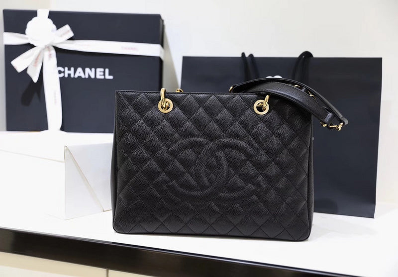  handbag, spacious everyday style, image 5