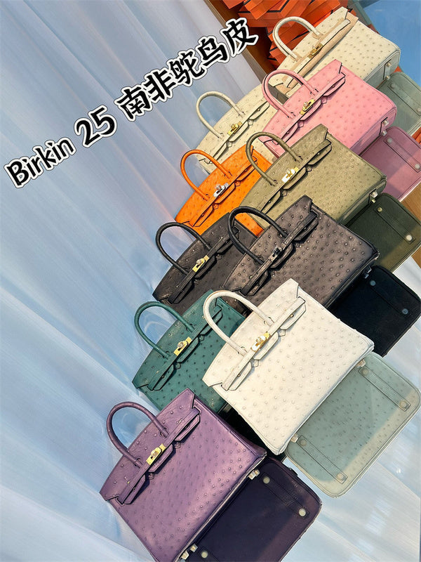  top-handle bag interior and compartment view
