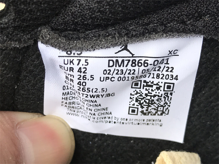 Nike fresh white-and-black luxury sneakers view 5 streetwear statement look