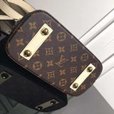 Close-up detail of everyday-luxe premium women's handbag – women's luxury handbag