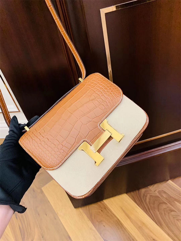 Refined handbag styled for everyday wear