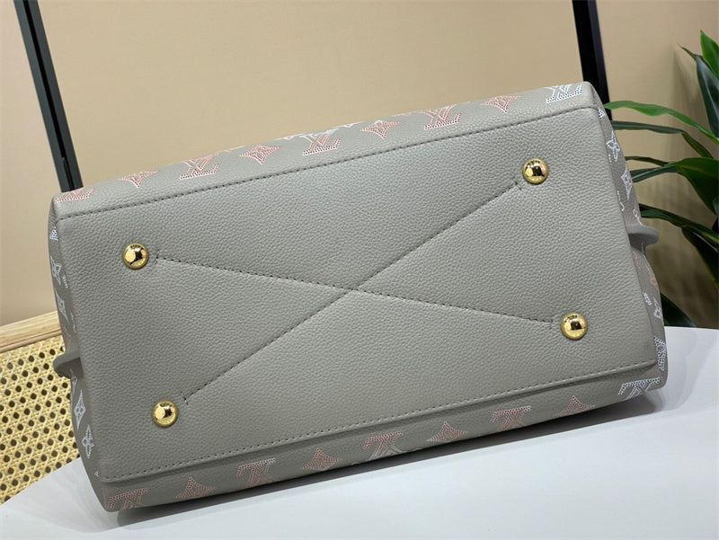  carryall bag interior and compartment view 9