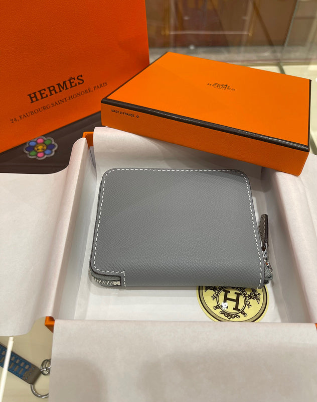 Interior view of fluid premium bag