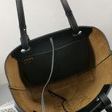 Ziva's Charm handbag – product shot (29cm*25cm*14cm)