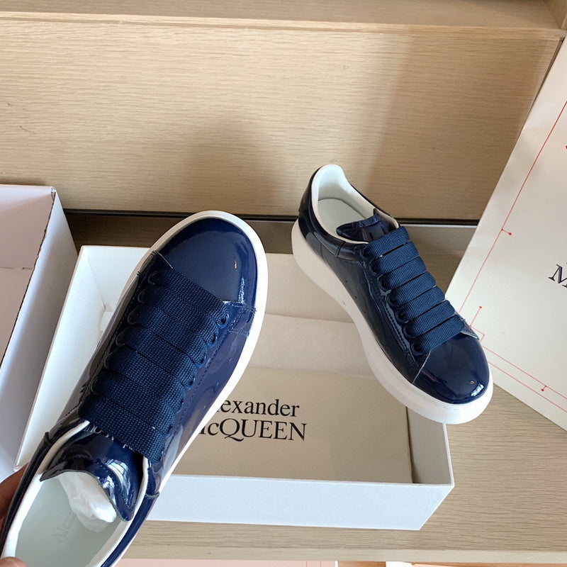 Alexander McQueen shoes Style 274 - top view showing design