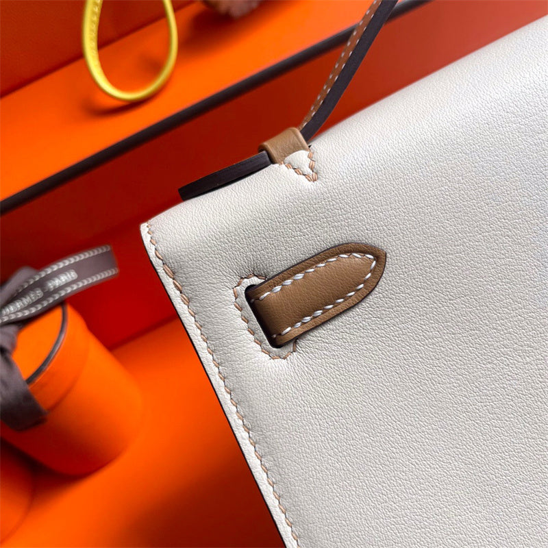  essential shoulder bag styled with outfit 12