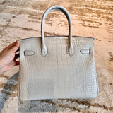  statement everyday bag detail view showing craftsmanship