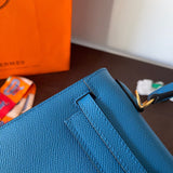 Side view of crisp structured handbag