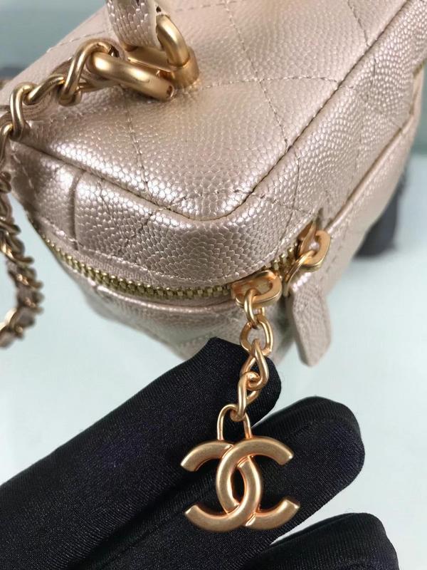 Zivas Charm Streamlined Design Fashion Handbag (Effortless Style Upgrade) – Full Silhouette