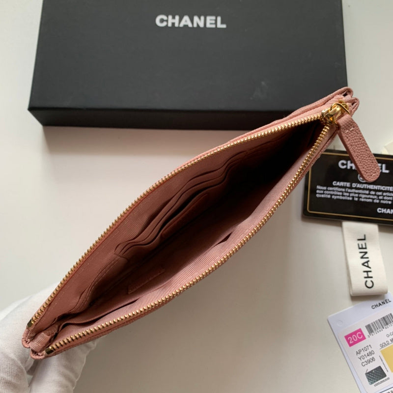  mid purse view 9